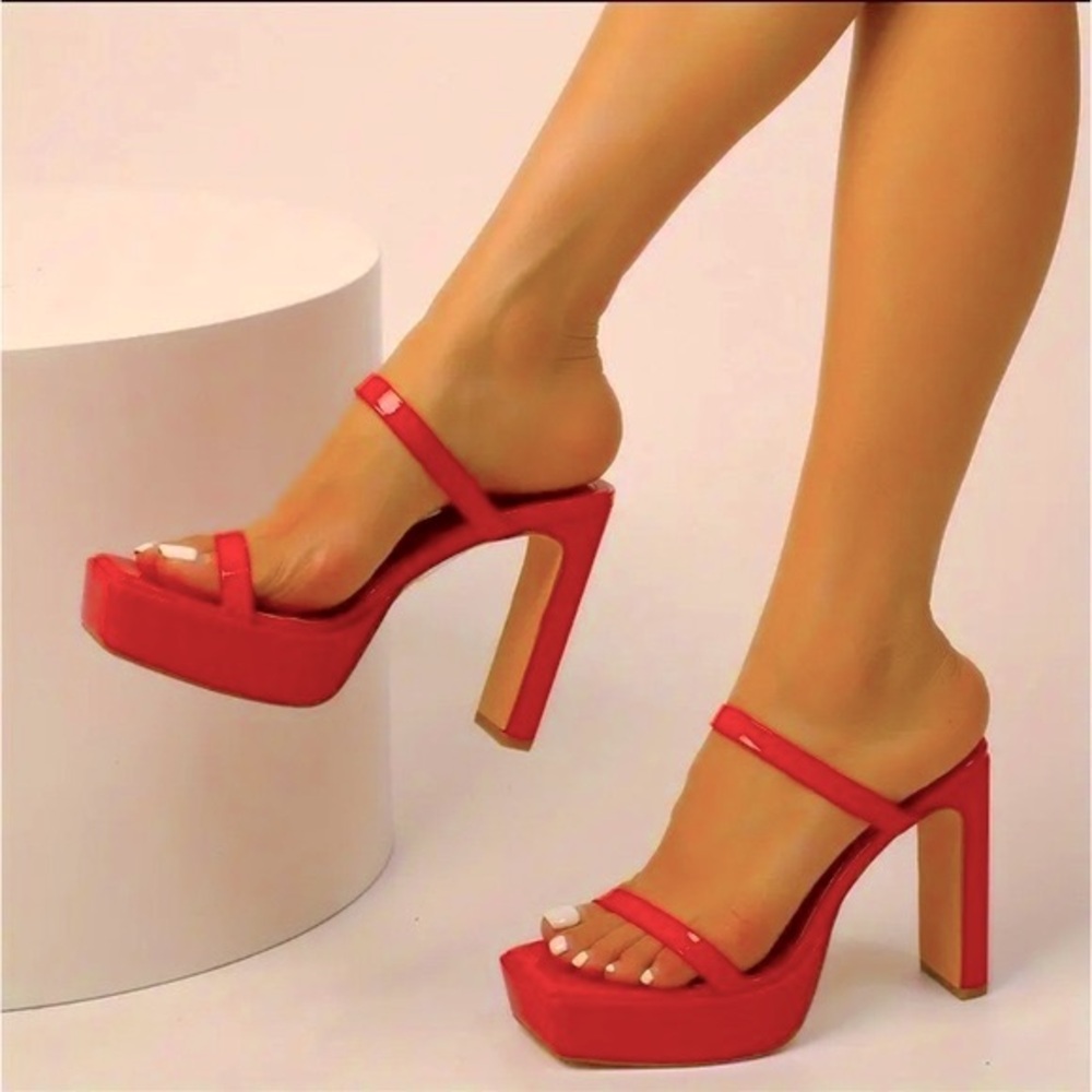 Fire Engine Red Hot ‼️ Sandal Pumps